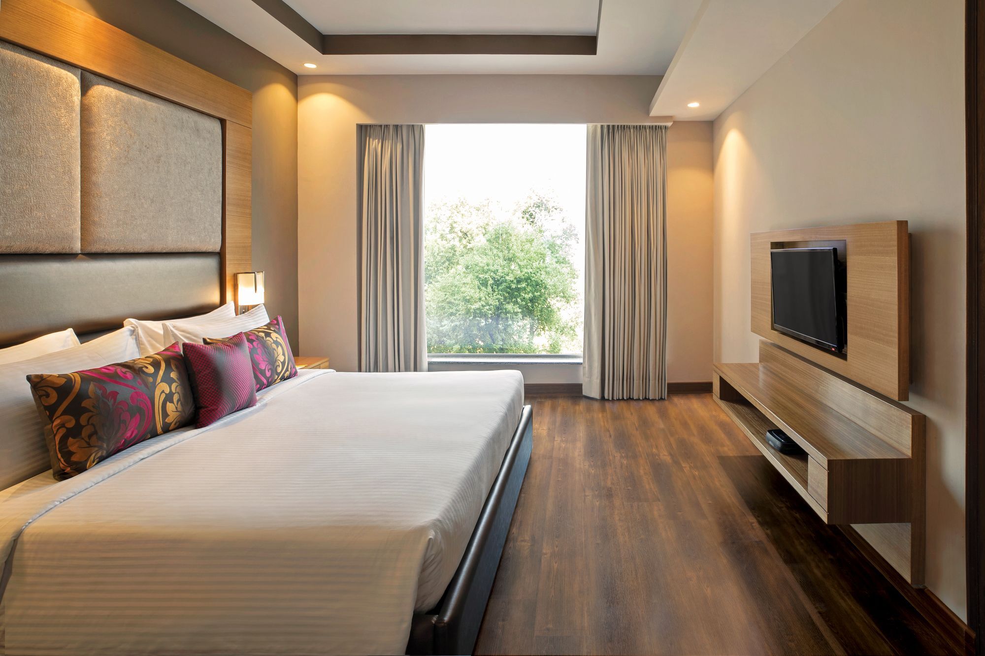 Lemon Tree Hotel Sohna Road Gurgaon Exterior photo